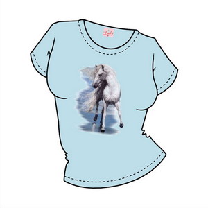 Футболка "Лошадь на голубом" ― Интернет магазин "Прикольные футболки"